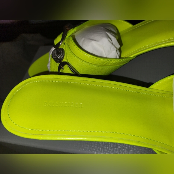 Balenciaga Cagole Mules - Picture 7 of 7